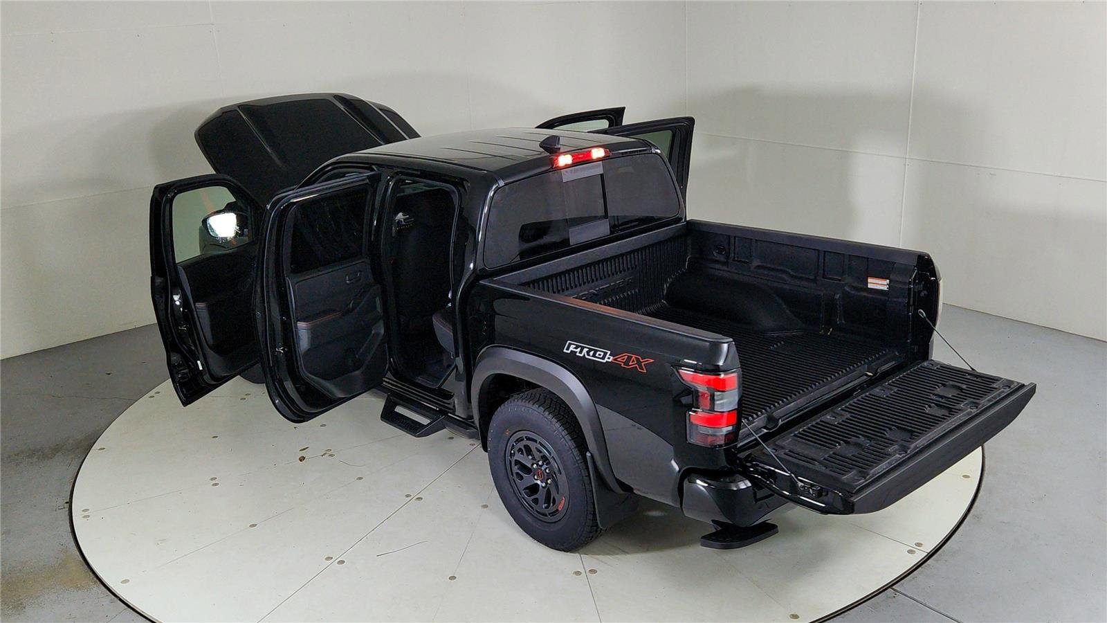 New 2026 Nissan Frontier PRO-4X w/ Tow Package image 48