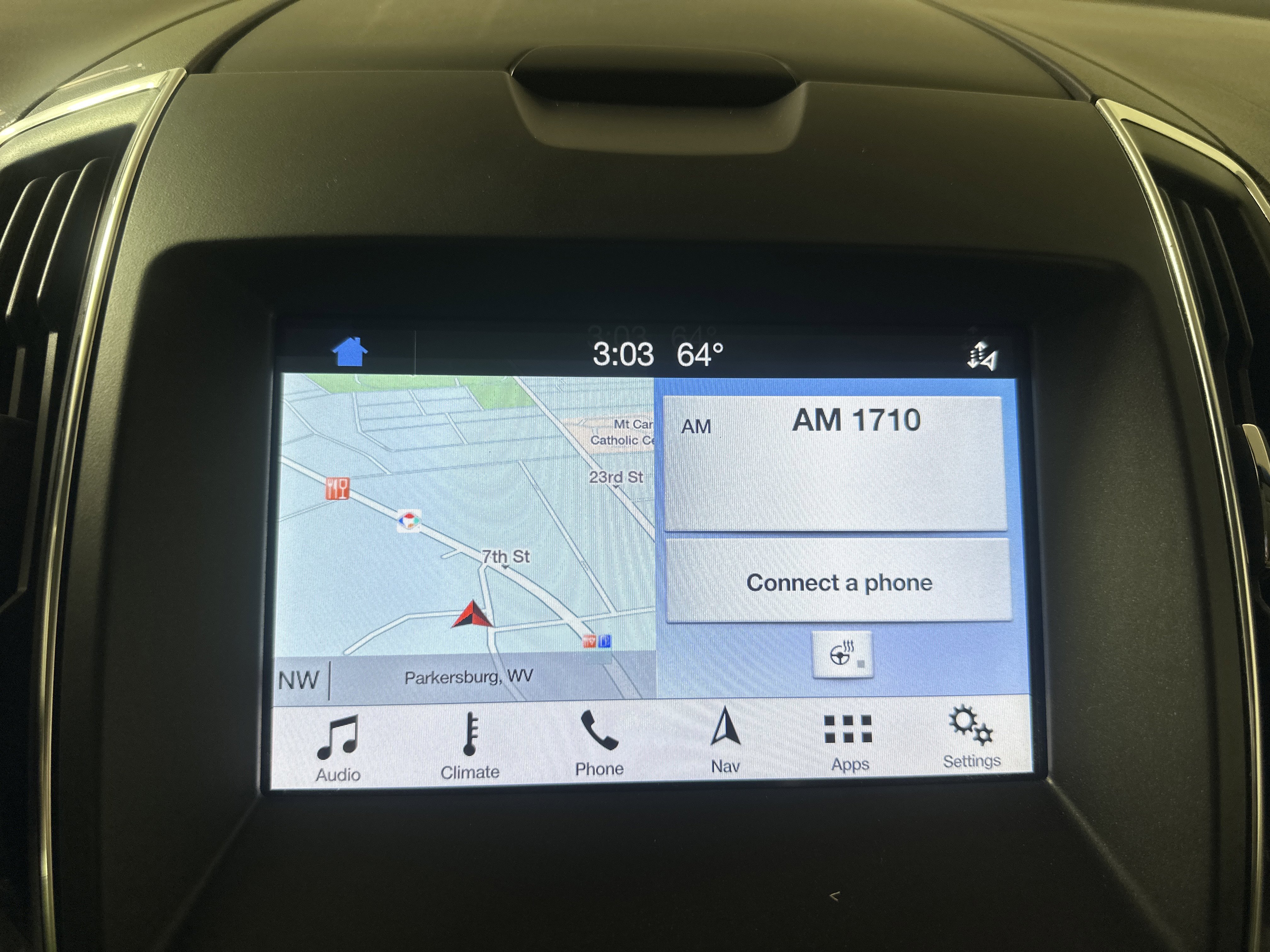 Used 2019 Ford Edge Titanium w/ Cold Weather Package AWD/4WD image 14