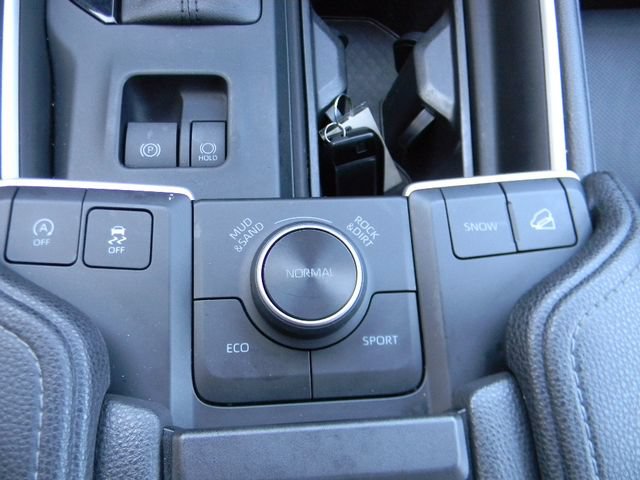 Used 2024 Toyota Grand Highlander AWD image 16
