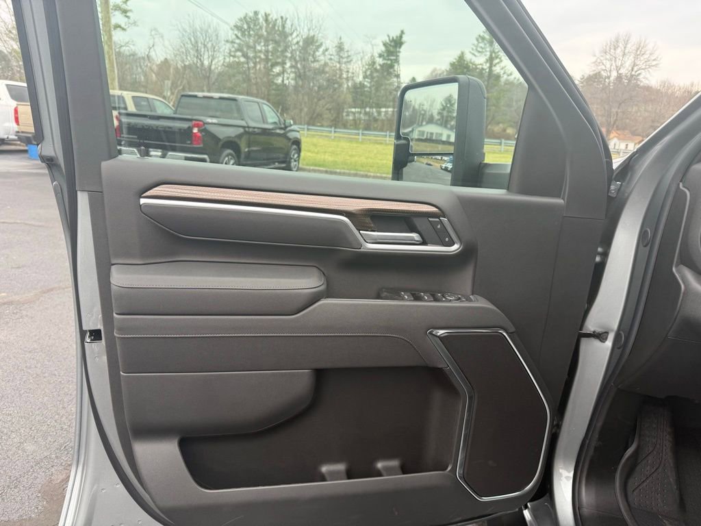 New 2026 Chevrolet Silverado 2500 LT w/ All Star Edition image 31