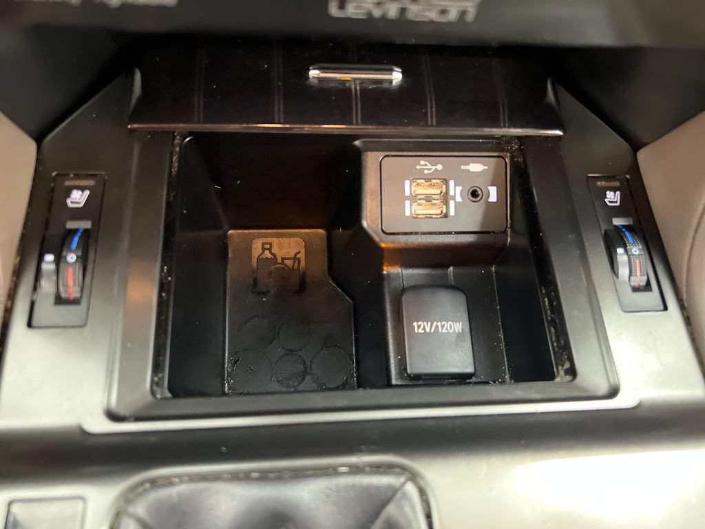 Used 2022 Lexus GX 460 Premium w/ Accessory Package AWD/4WD image 64