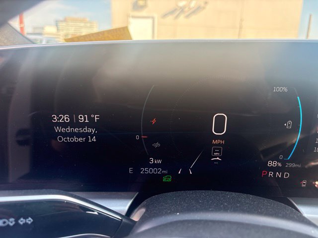 Used 2024 Cadillac Lyriq Luxury RWD image 10