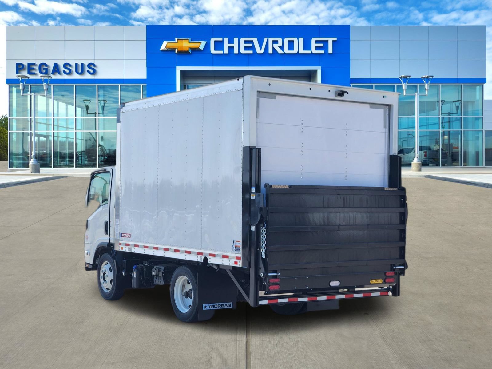 New 2025 Chevrolet Low Cab Forward 4500 XD RWD image 4