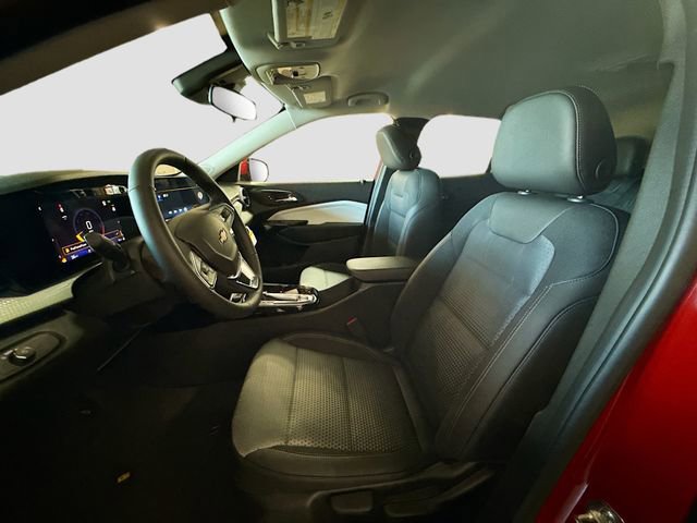 New 2026 Chevrolet Trax LT w/ Driver Confidence Package image 21