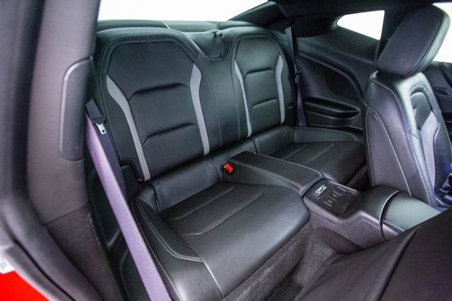 Used 2016 Chevrolet Camaro SS image 23