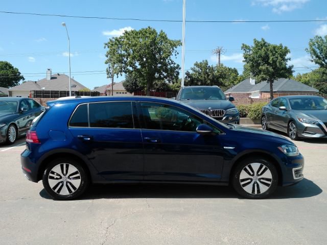 Used 2019 Volkswagen e-Golf SE w/ Driver Assistance Package FWD image 5