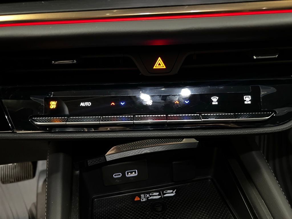 New 2026 Buick Envision Avenir image 25