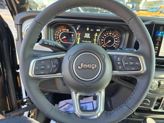 New 2025 Jeep Wrangler Unlimited Sahara w/ Safety Group AWD/4WD image 16