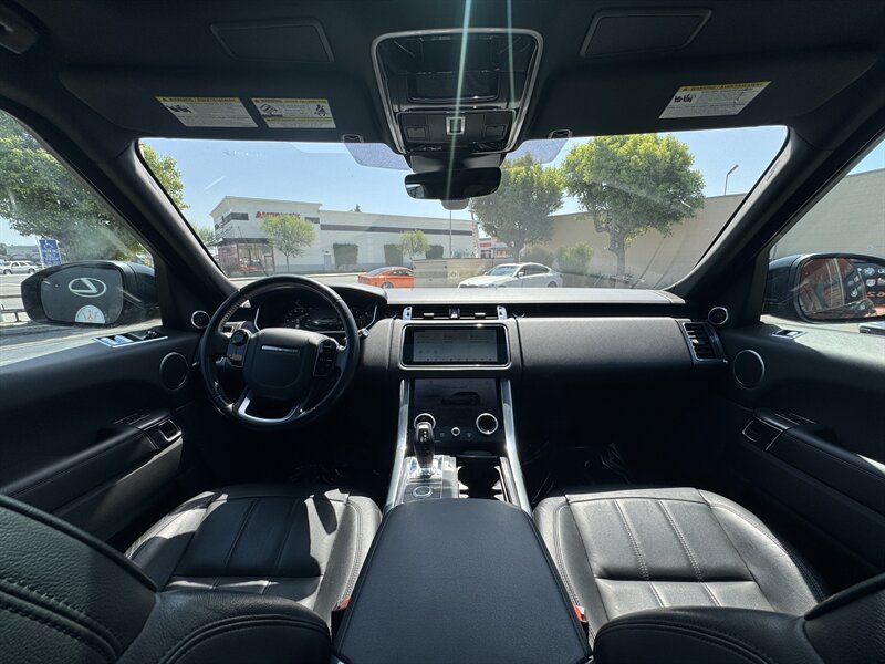 Used 2020 Land Rover Range Rover Sport SE AWD/4WD image 33