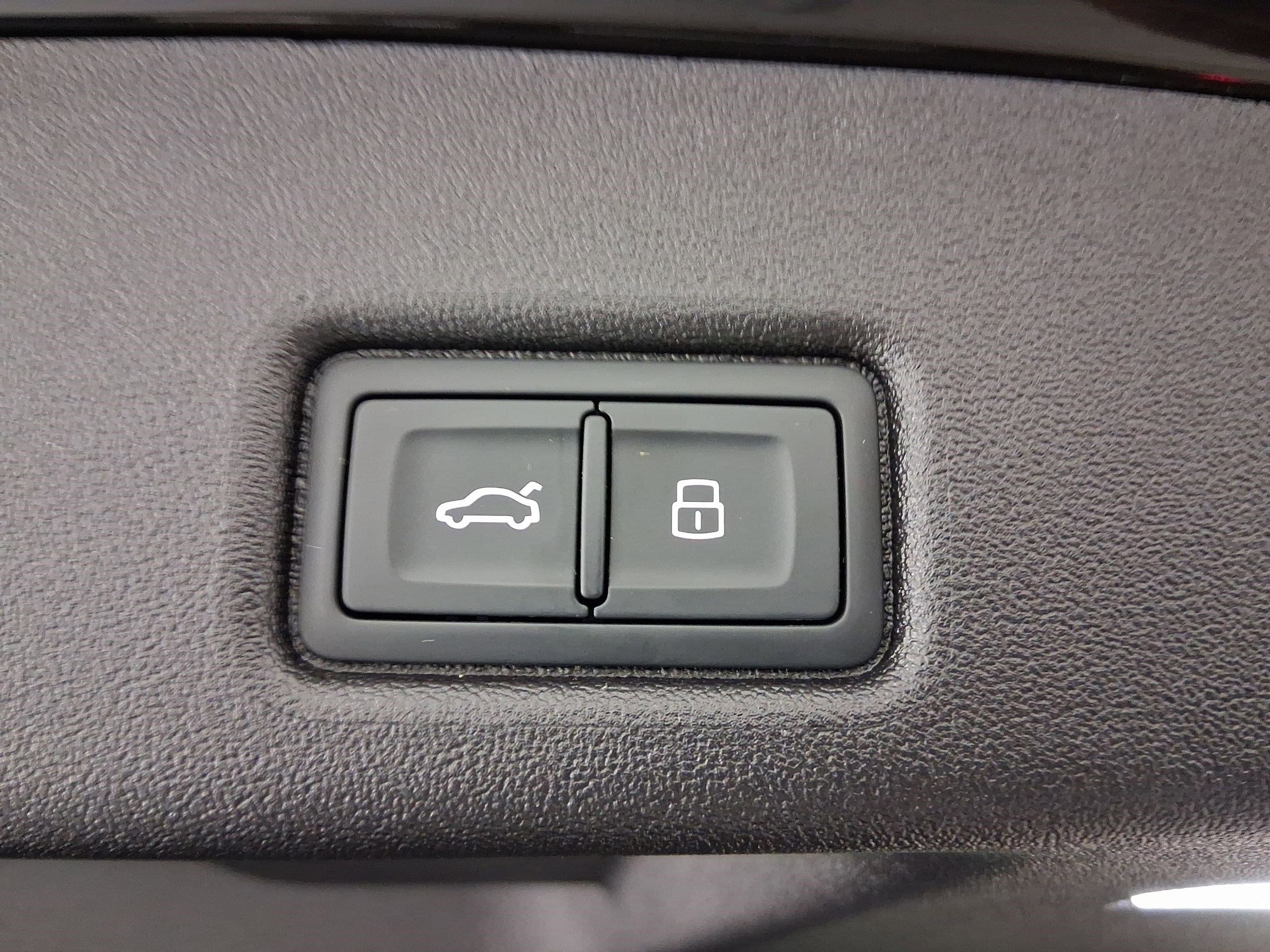 Certified 2025 Audi Q5 Premium Plus w/ Premium Plus image 29