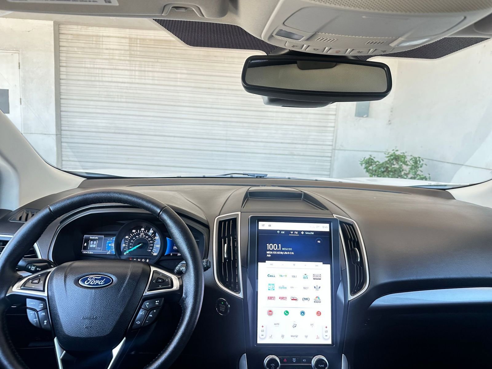 Used 2024 Ford Edge SEL image 33