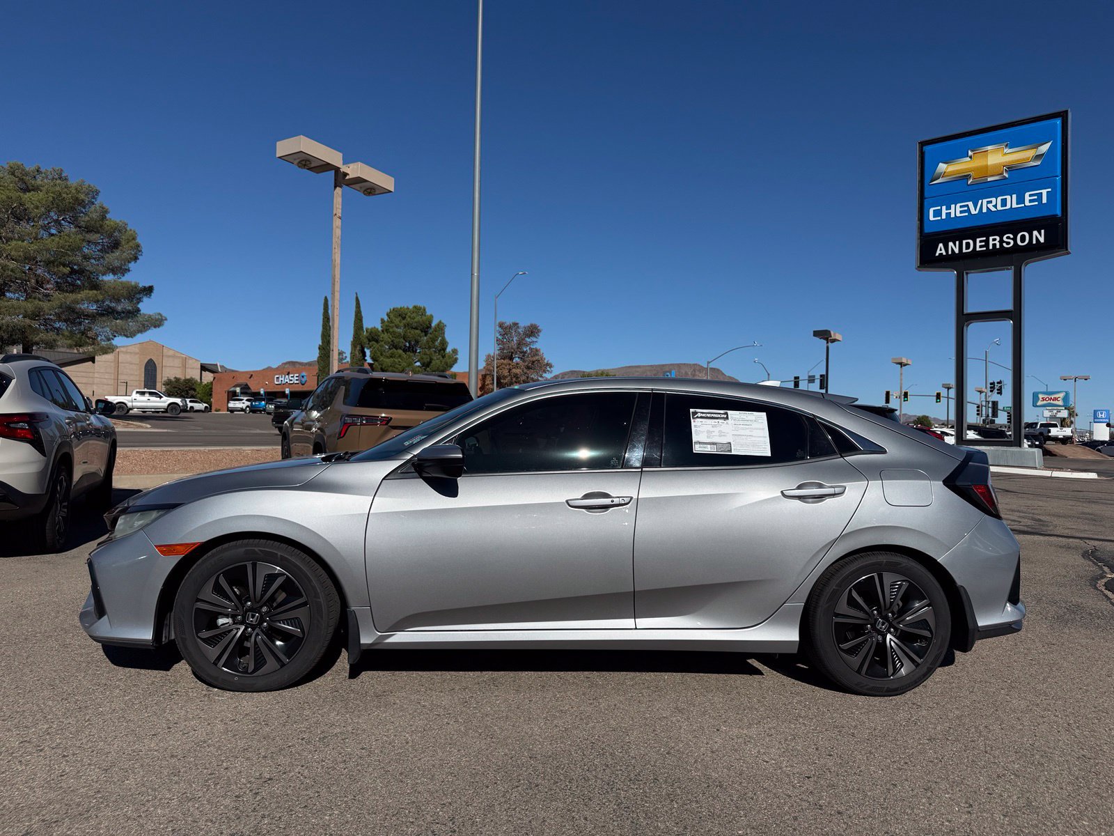 Used 2018 Honda Civic EX image 10