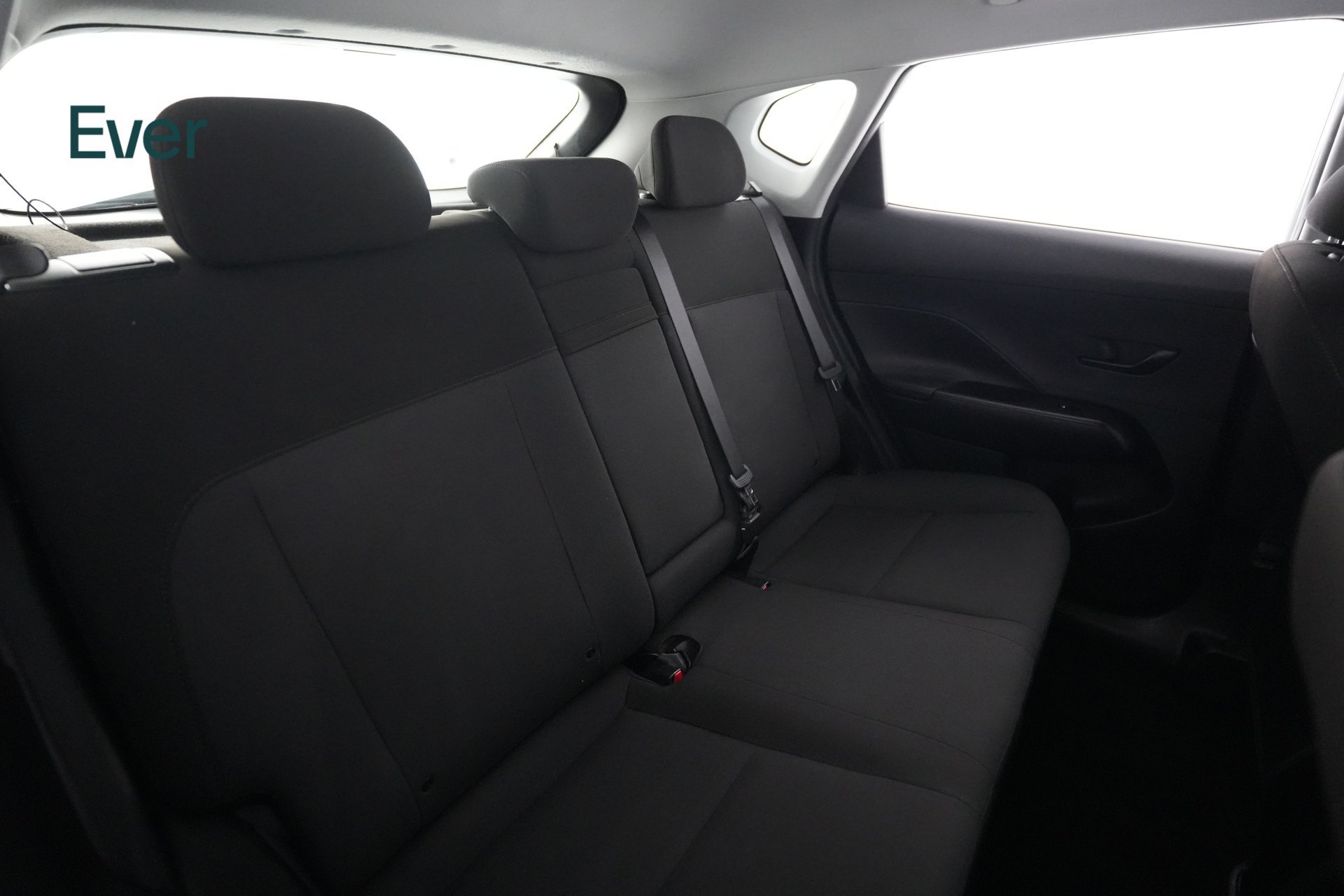 Used 2024 Hyundai Kona SE FWD image 5
