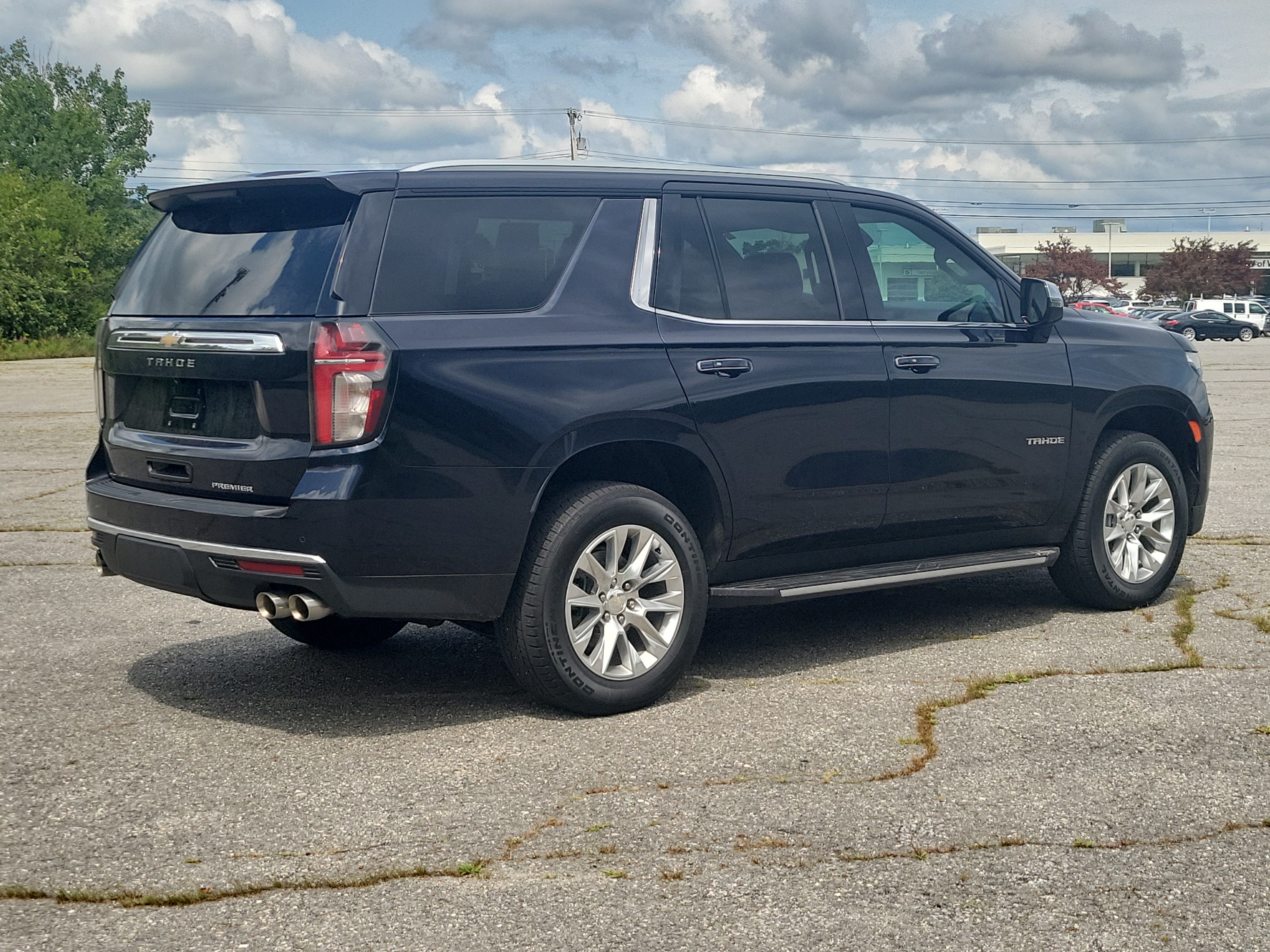 Used 2023 Chevrolet Tahoe Premier AWD/4WD image 5