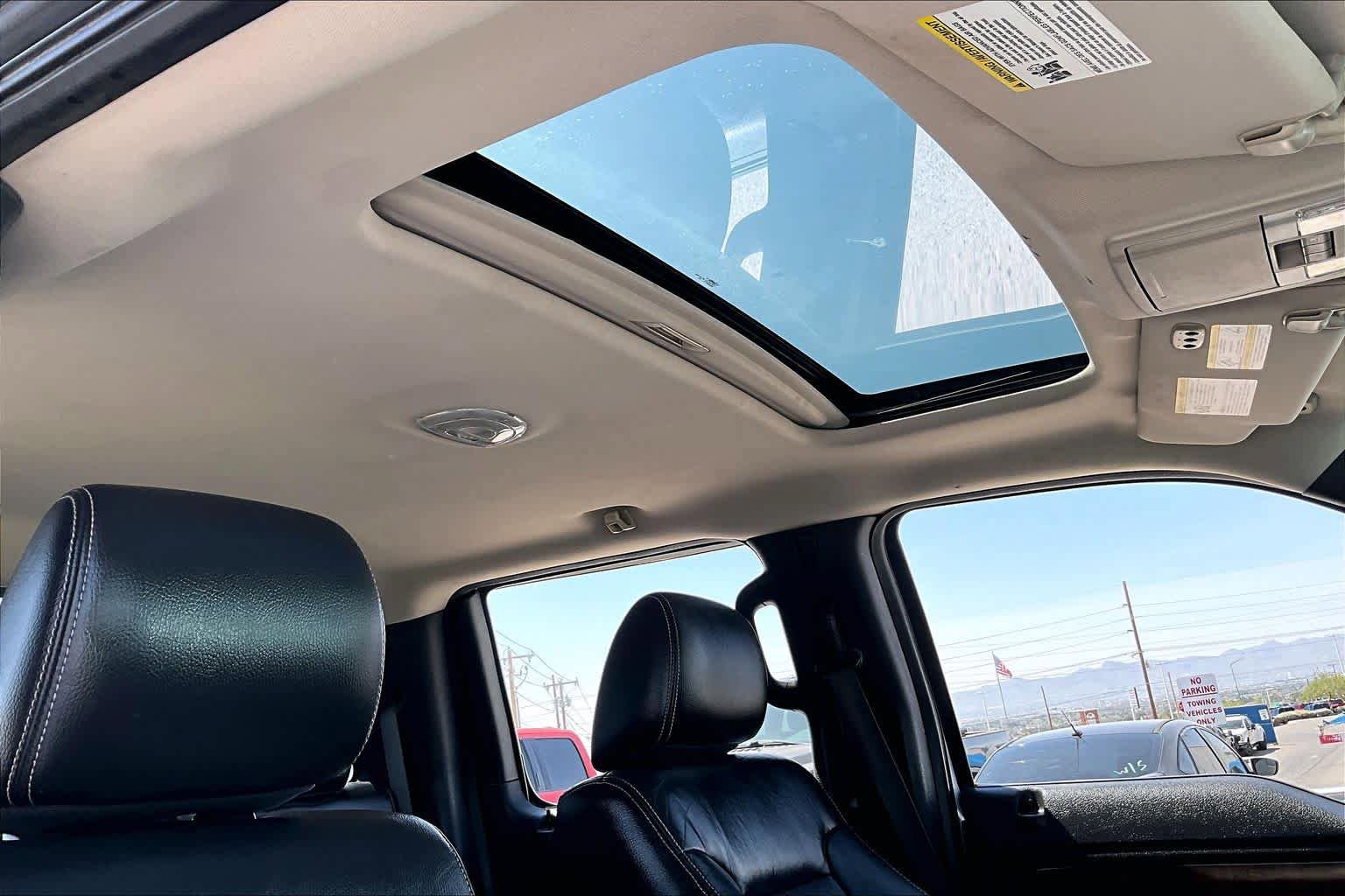 Used 2010 Ford F150 Lariat image 12