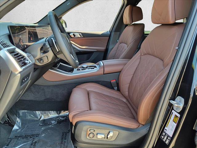 Used 2025 BMW X5 xDrive40i w/ Climate Comfort Package AWD/4WD image 17