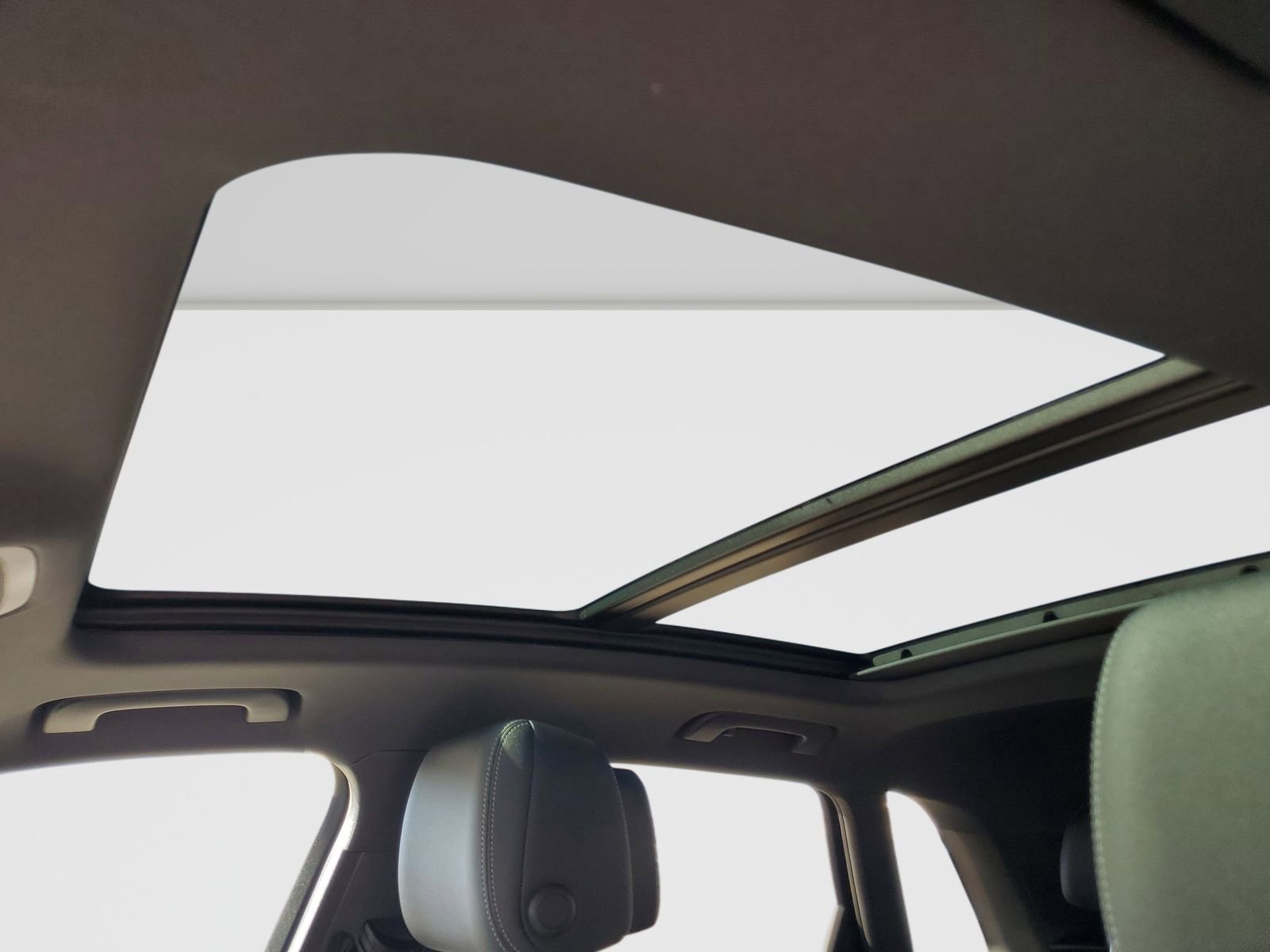 Used 2025 Audi Q3 2.0T Premium w/ Convenience Package image 34