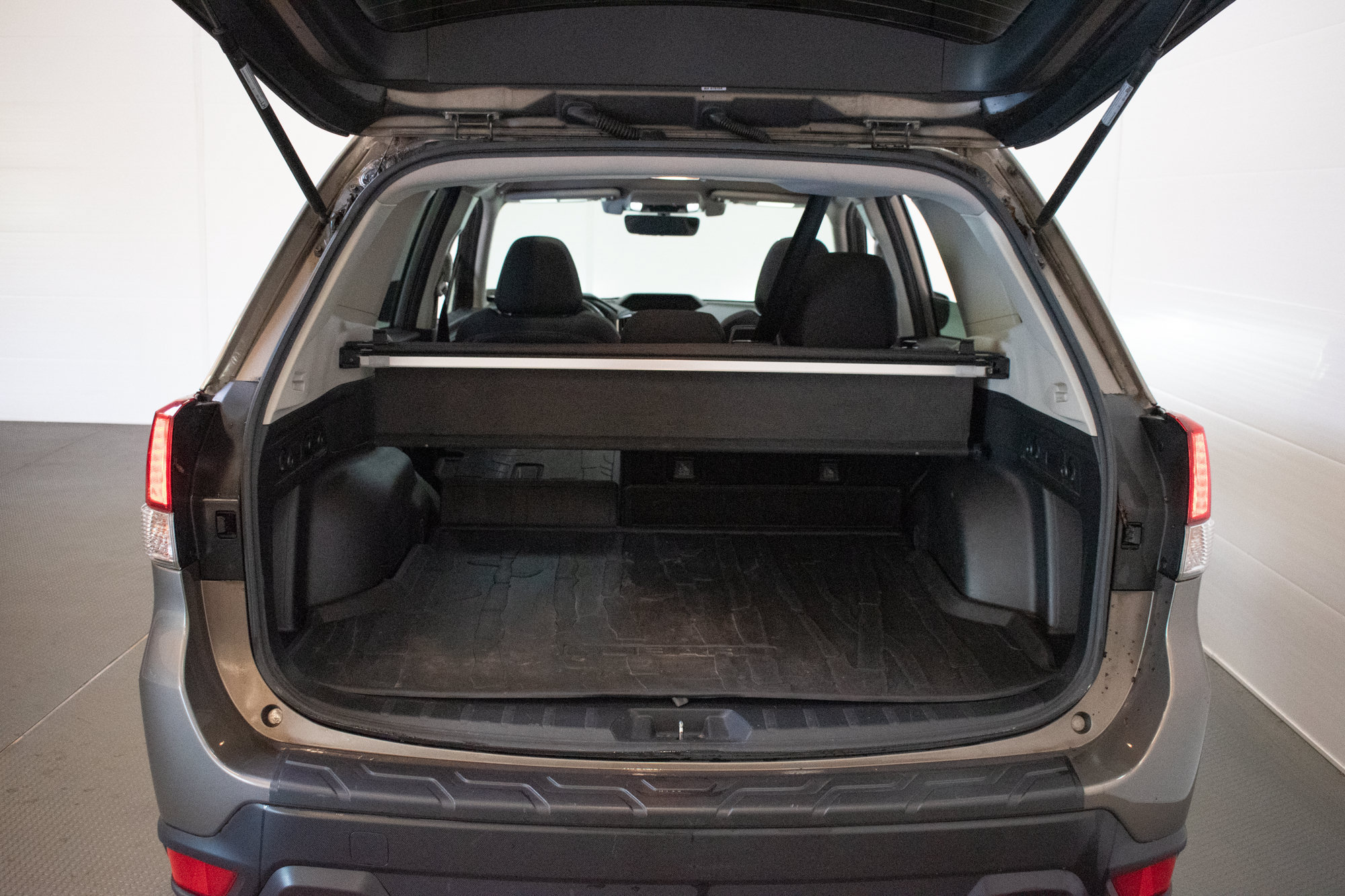 Used 2020 Subaru Forester Premium AWD/4WD image 24