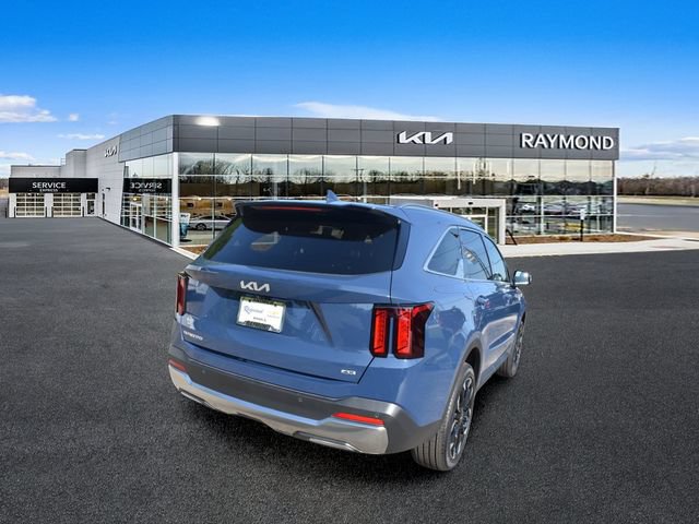 Certified 2026 Kia Sorento EX AWD/4WD image 4