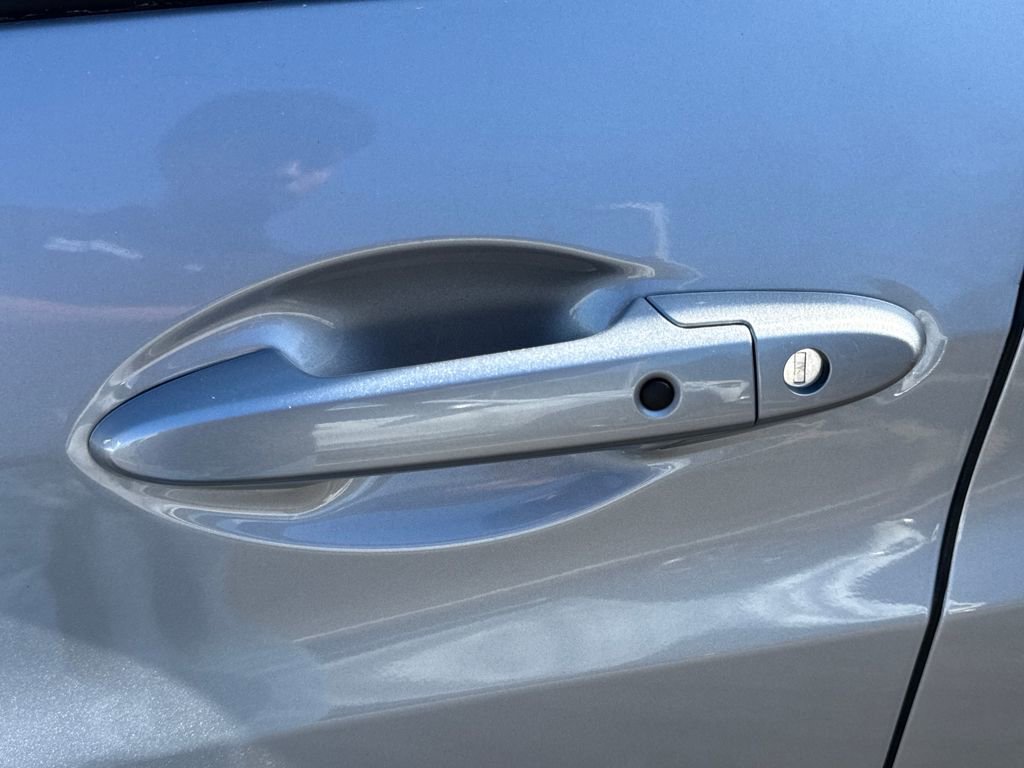 Used 2022 Honda HR-V EX-L image 16