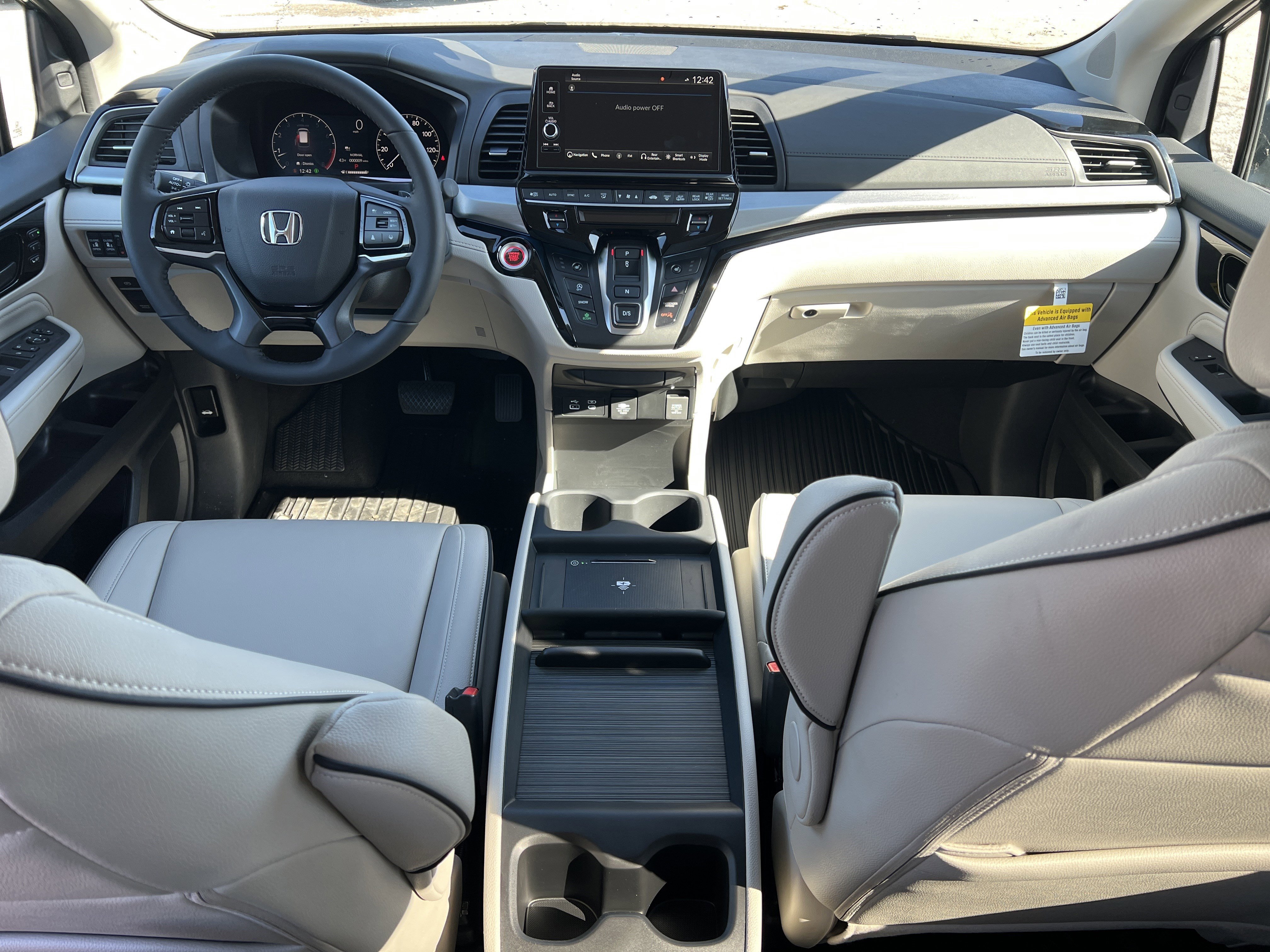 New 2026 Honda Odyssey Touring image 21