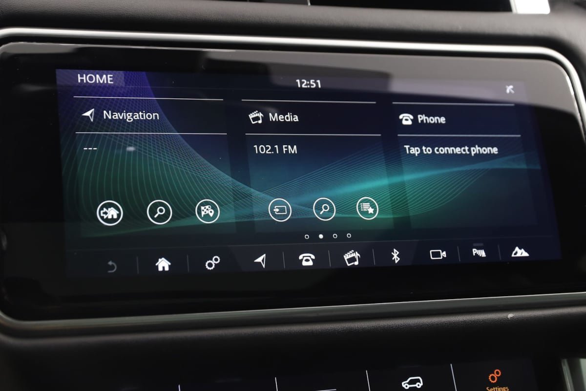 Used 2020 Land Rover Range Rover Sport HST AWD/4WD image 33