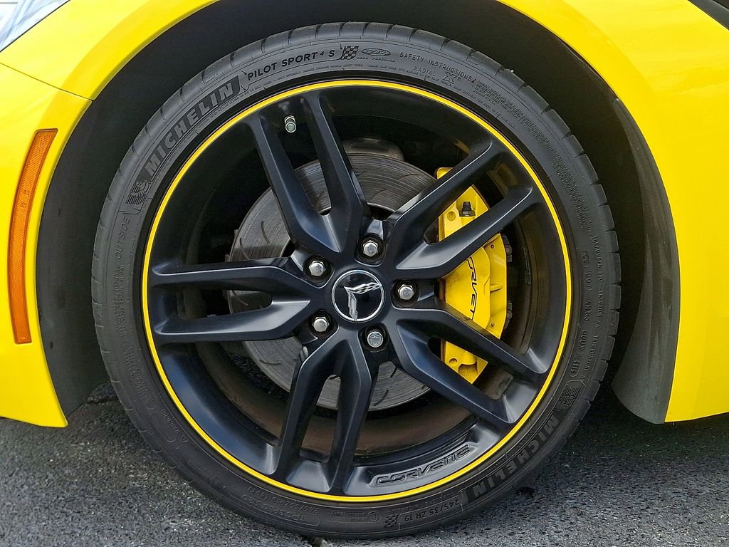 Used 2016 Chevrolet Corvette Stingray Coupe w/ 3LT Preferred Equipment Group image 8