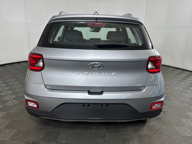 Certified 2023 Hyundai Venue SEL image 4