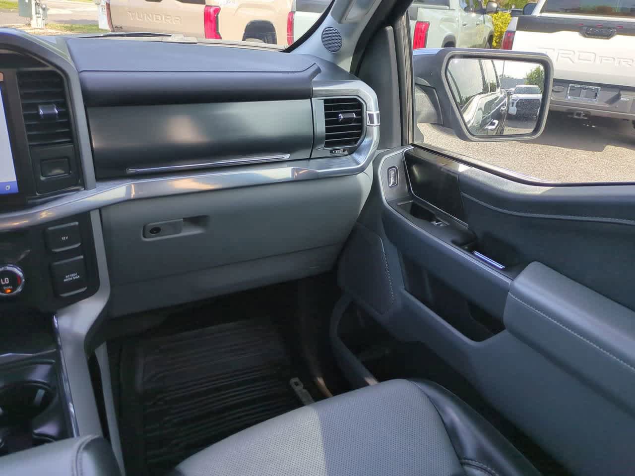 Used 2021 Ford F150 Lariat w/ Equipment Group 502A High AWD/4WD image 16