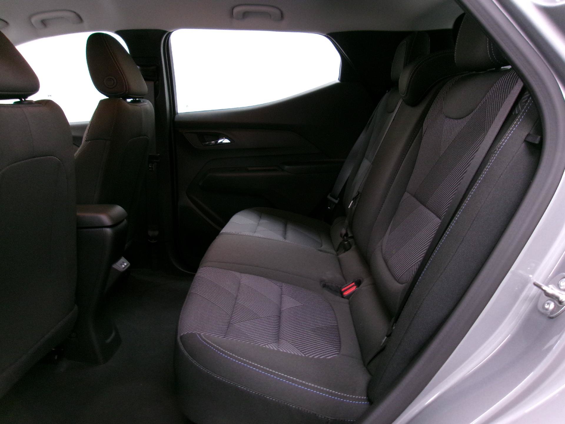 New 2027 Chevrolet Bolt LT w/ Comfort Package FWD image 10
