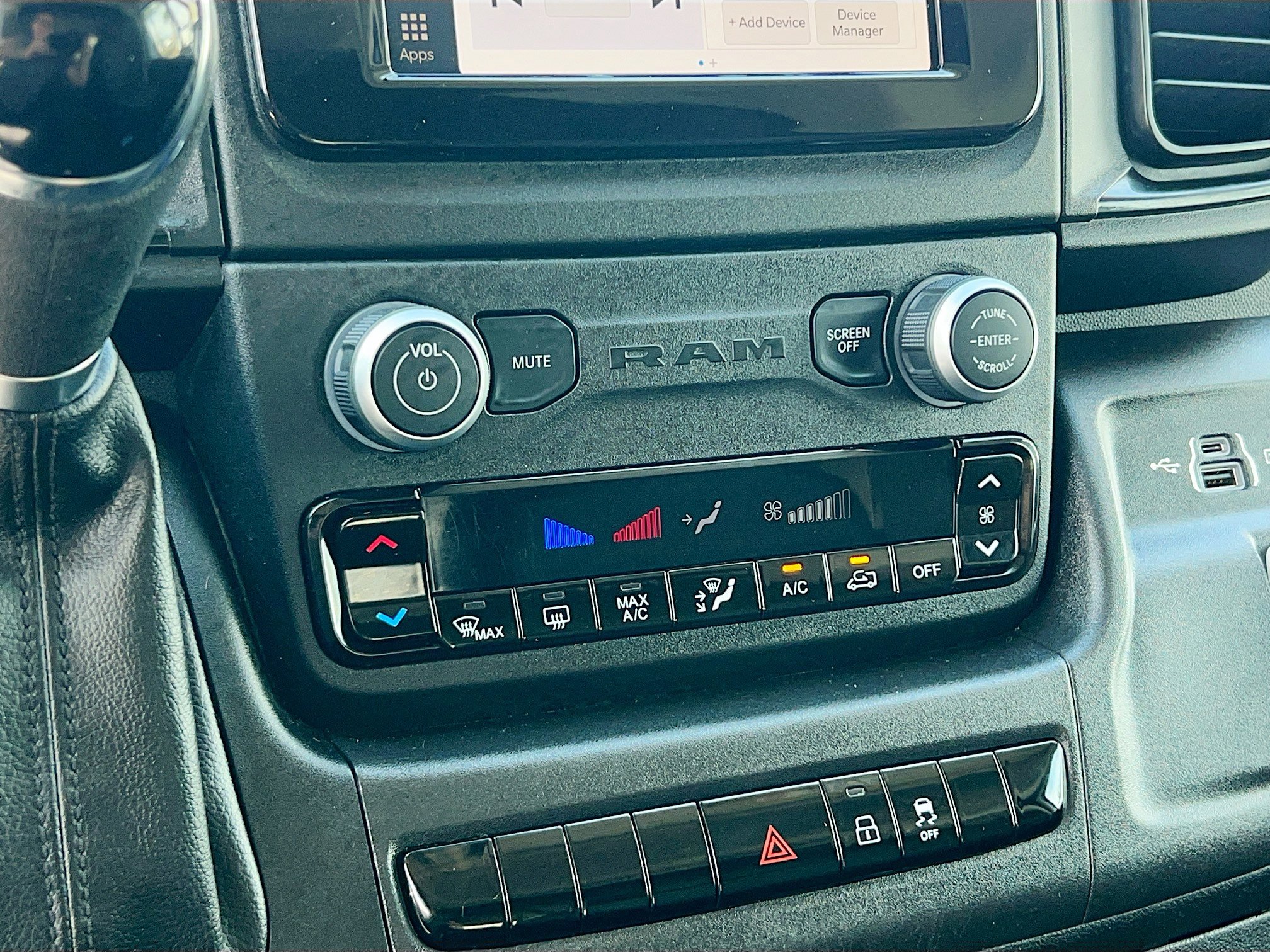 Used 2022 RAM ProMaster 2500 w/ Convenience Group image 27