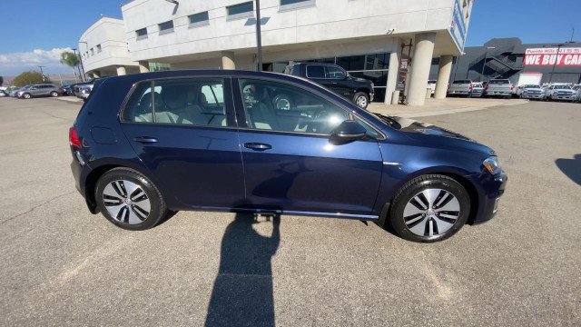 Used 2015 Volkswagen e-Golf SEL Premium image 9