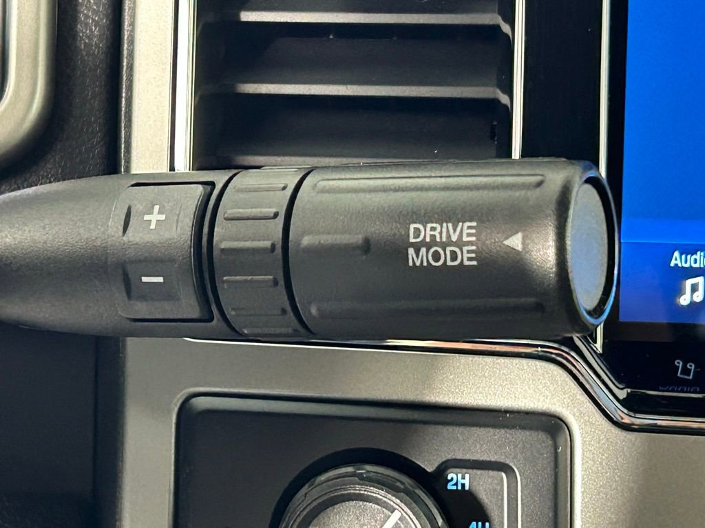 Used 2022 Ford F250 Lariat w/ Tremor Off-Road Package image 30