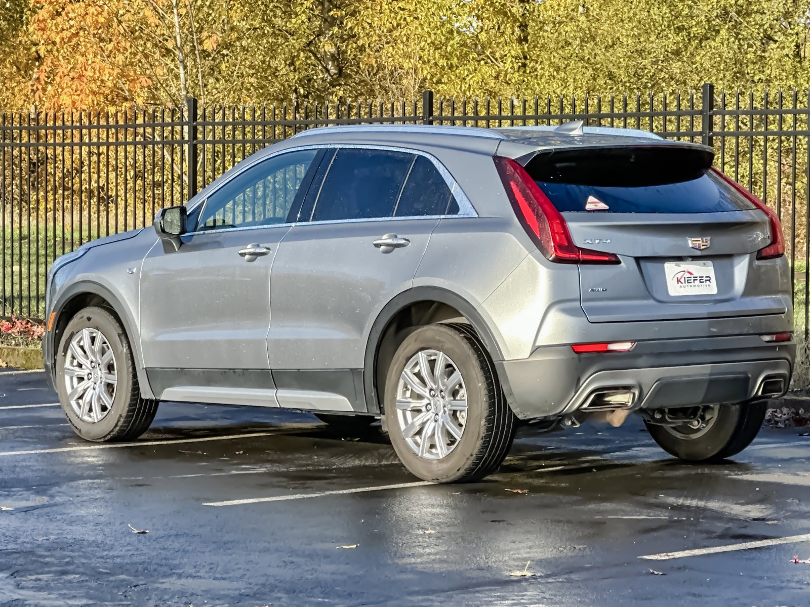 Used 2023 Cadillac XT4 Premium Luxury image 6