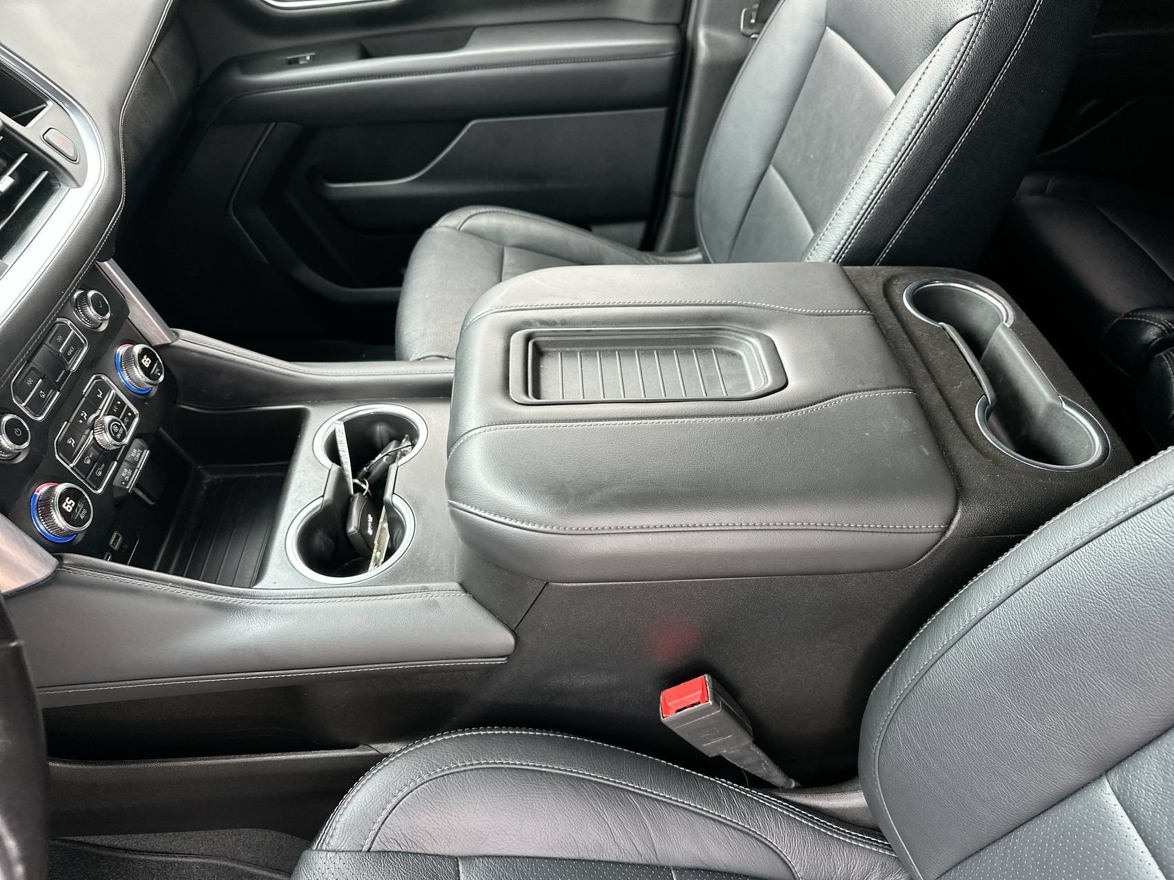 Used 2021 GMC Yukon SLE AWD/4WD image 20