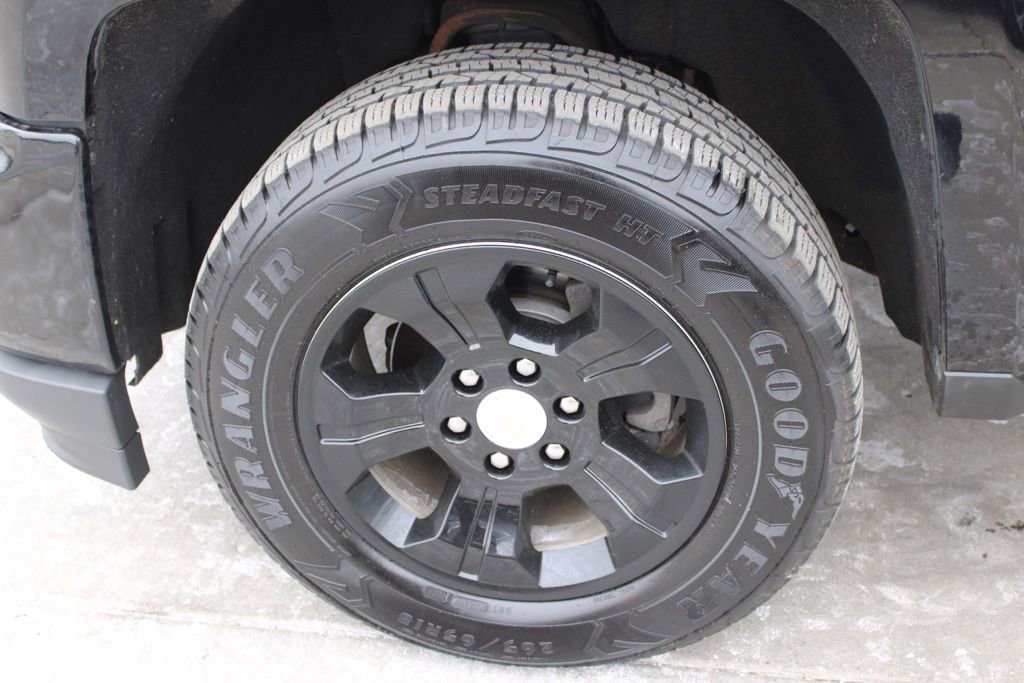 Used 2018 Chevrolet Silverado 1500 LT w/ All Star Edition image 11