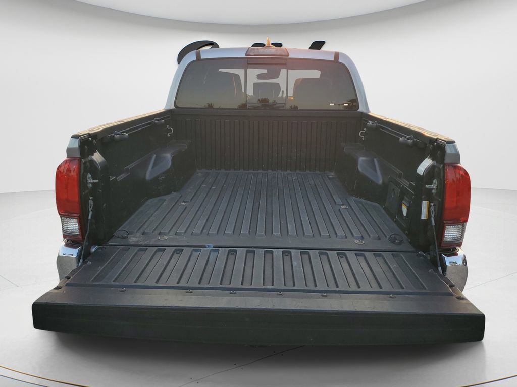 Used 2019 Toyota Tacoma TRD Off-Road image 13