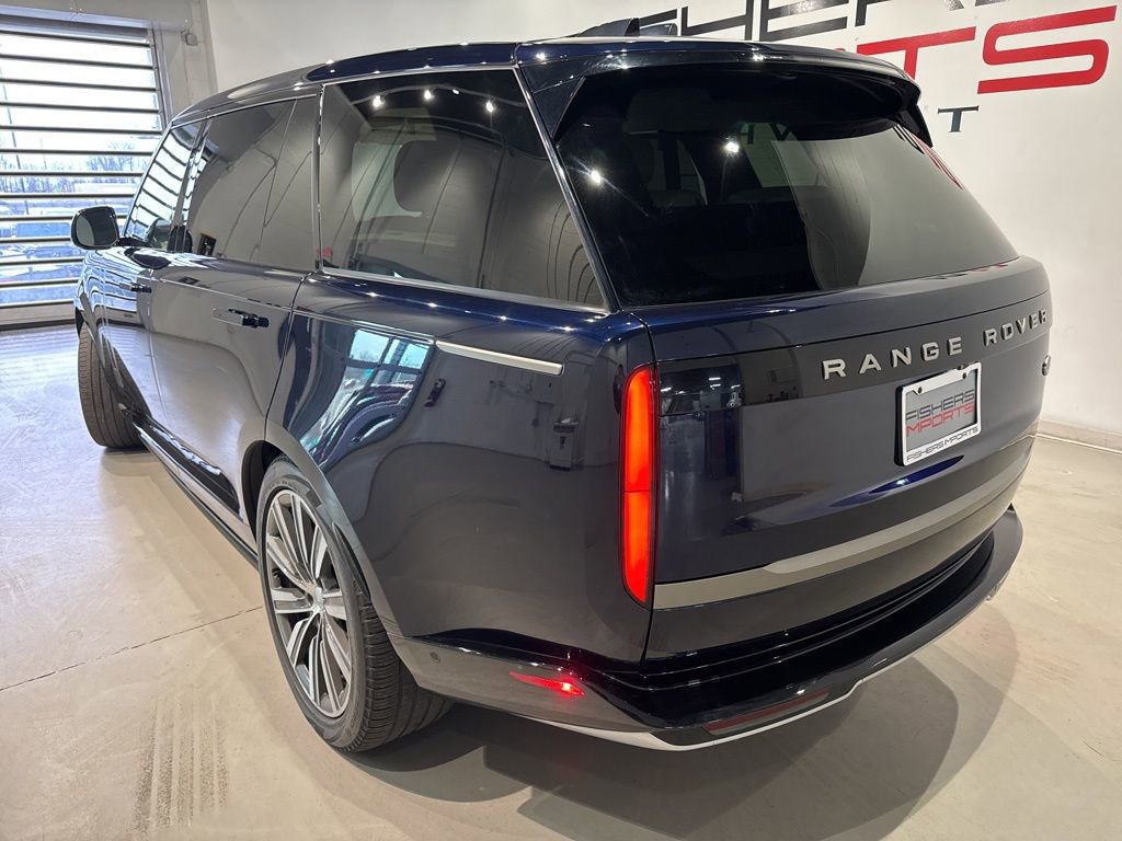 Used 2023 Land Rover Range Rover Long Wheelbase SE AWD/4WD image 5