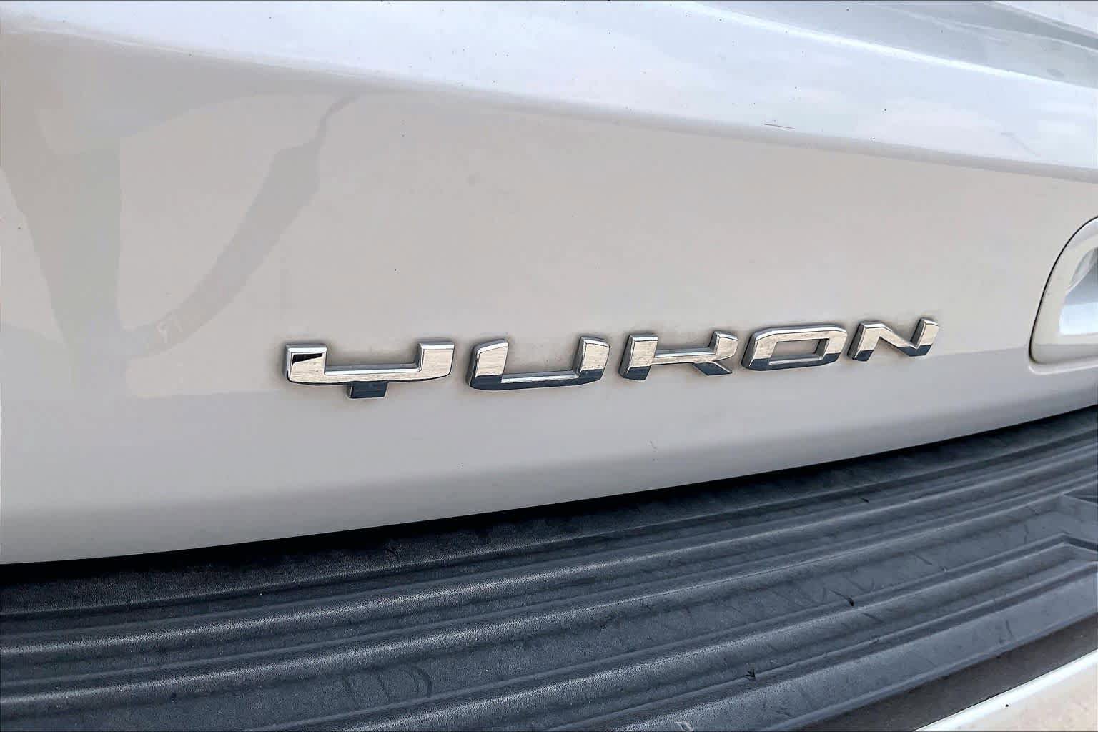 Used 2021 GMC Yukon Denali AWD/4WD image 10