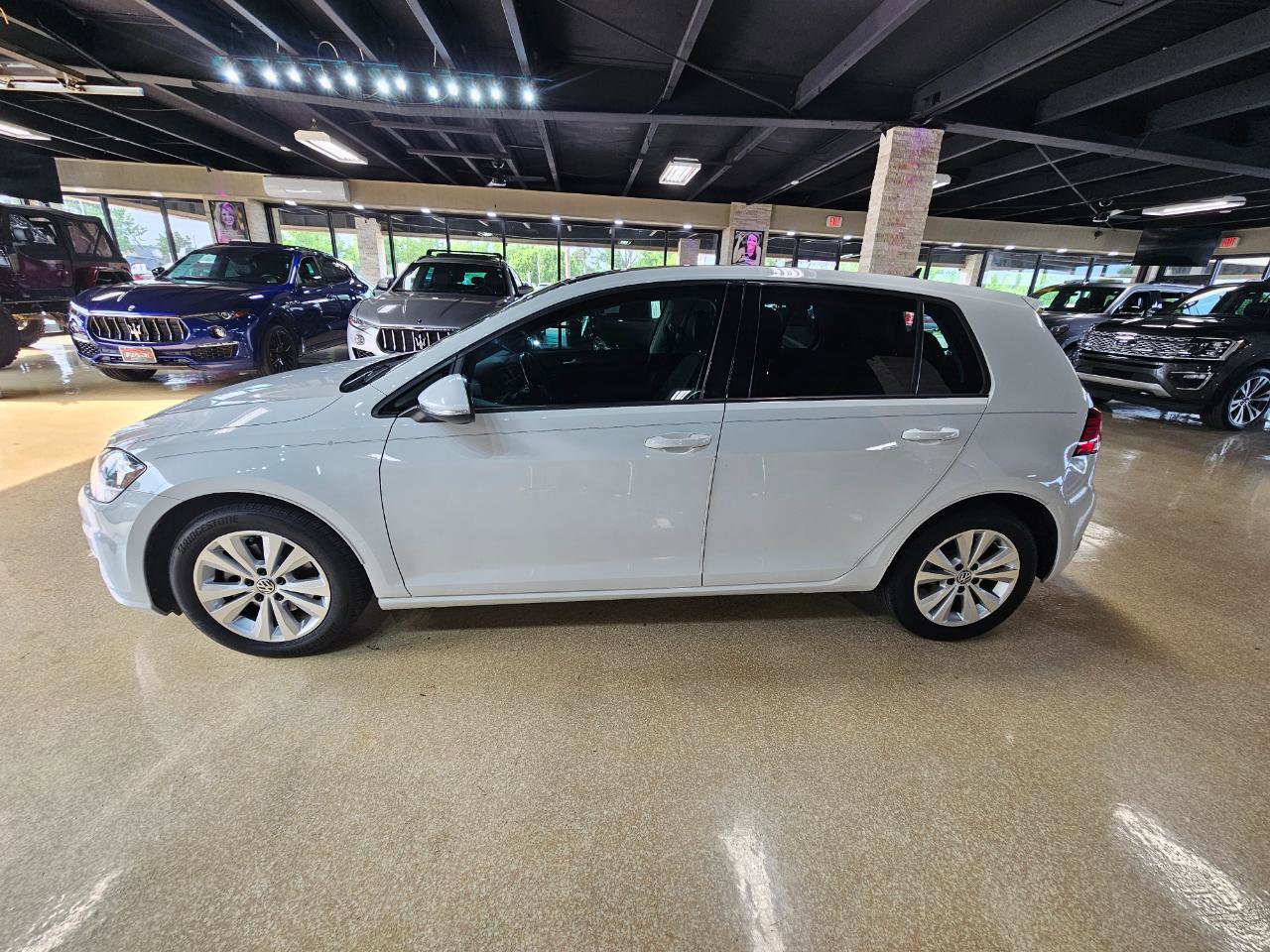 Used 2018 Volkswagen Golf S FWD image 4