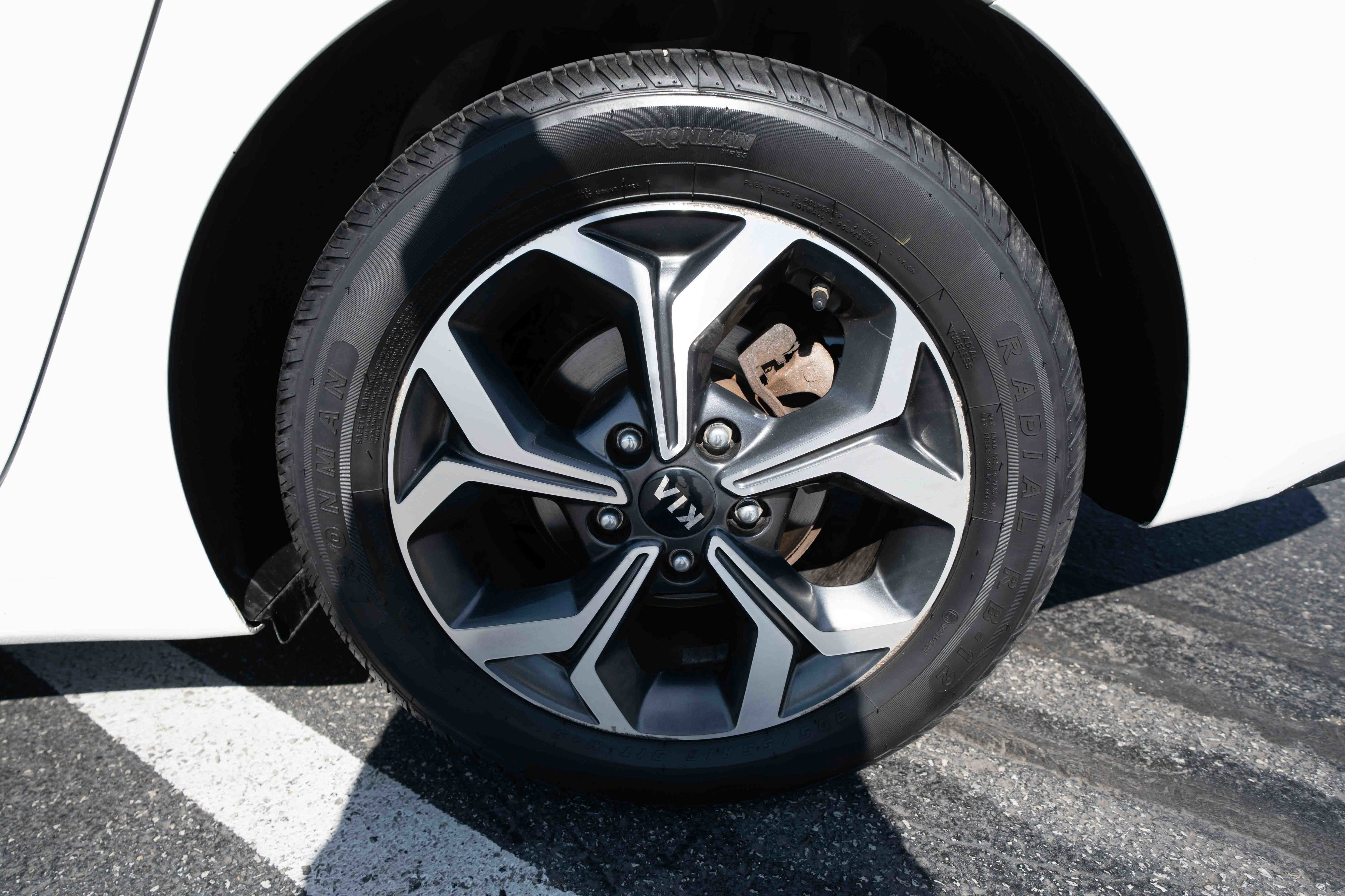 Used 2019 Kia Forte LXS image 28