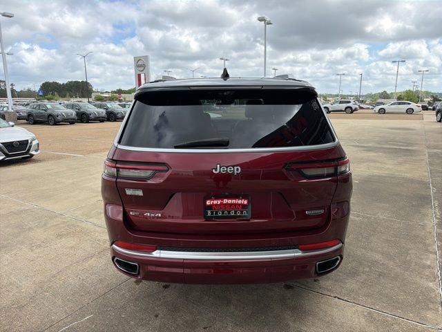 Used 2021 Jeep Grand Cherokee L Summit w/ Advanced Protech Group IV AWD/4WD image 4