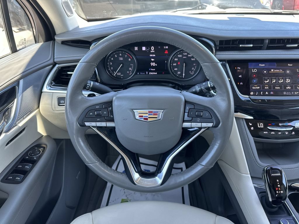Used 2024 Cadillac XT6 Premium Luxury w/ Technology Package AWD/4WD image 14