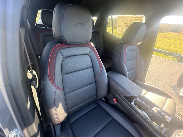 New 2026 Chevrolet Equinox RS w/ LPO, Floor Liner Package image 29