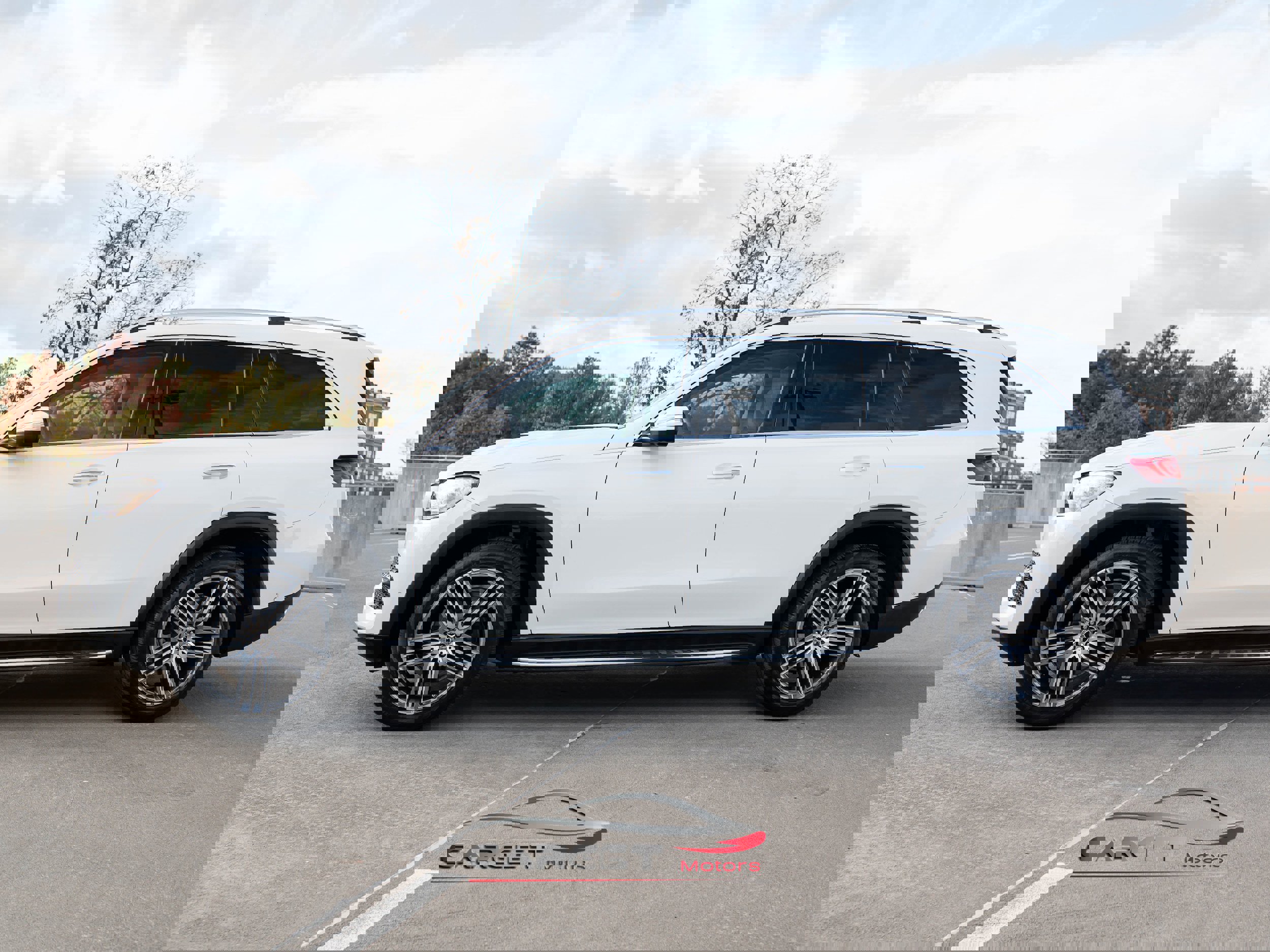 Used 2021 Mercedes-Benz GLS 450 4MATIC image 4