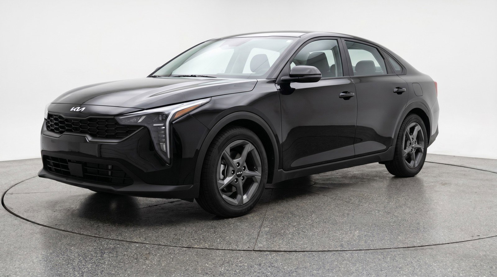 Used 2025 Kia K4 FWD image 3