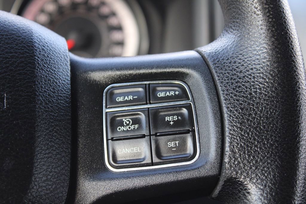 Used 2017 RAM 1500 Express image 28