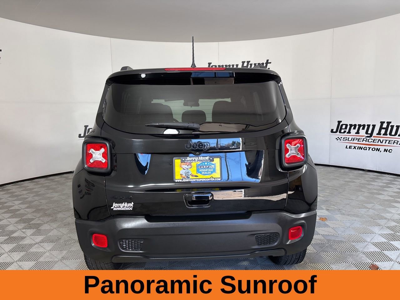 Used 2023 Jeep Renegade Altitude w/ Sun/Sound Group image 6
