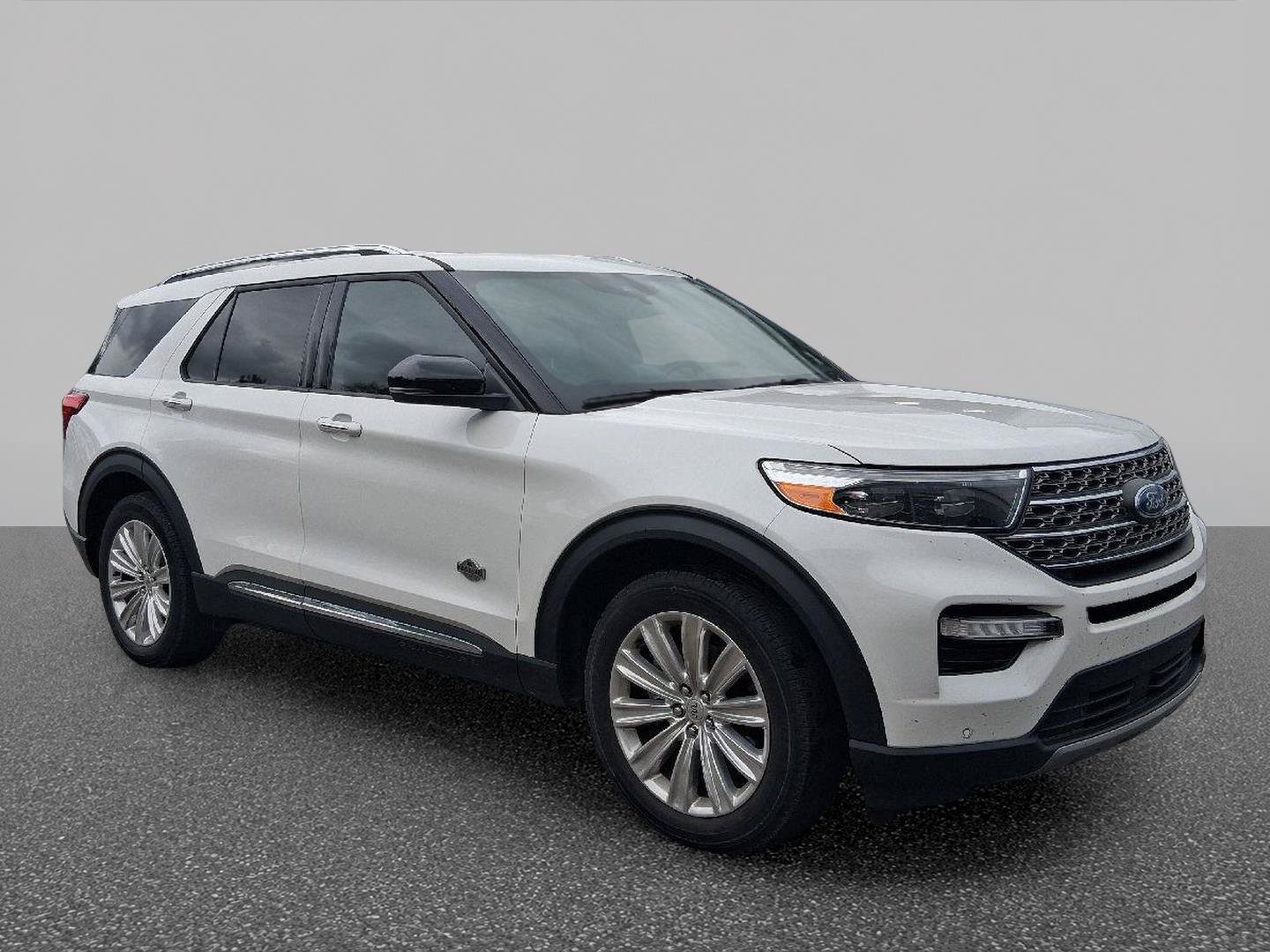 Certified 2024 Ford Explorer King Ranch w/ Technology Package RWD image 3
