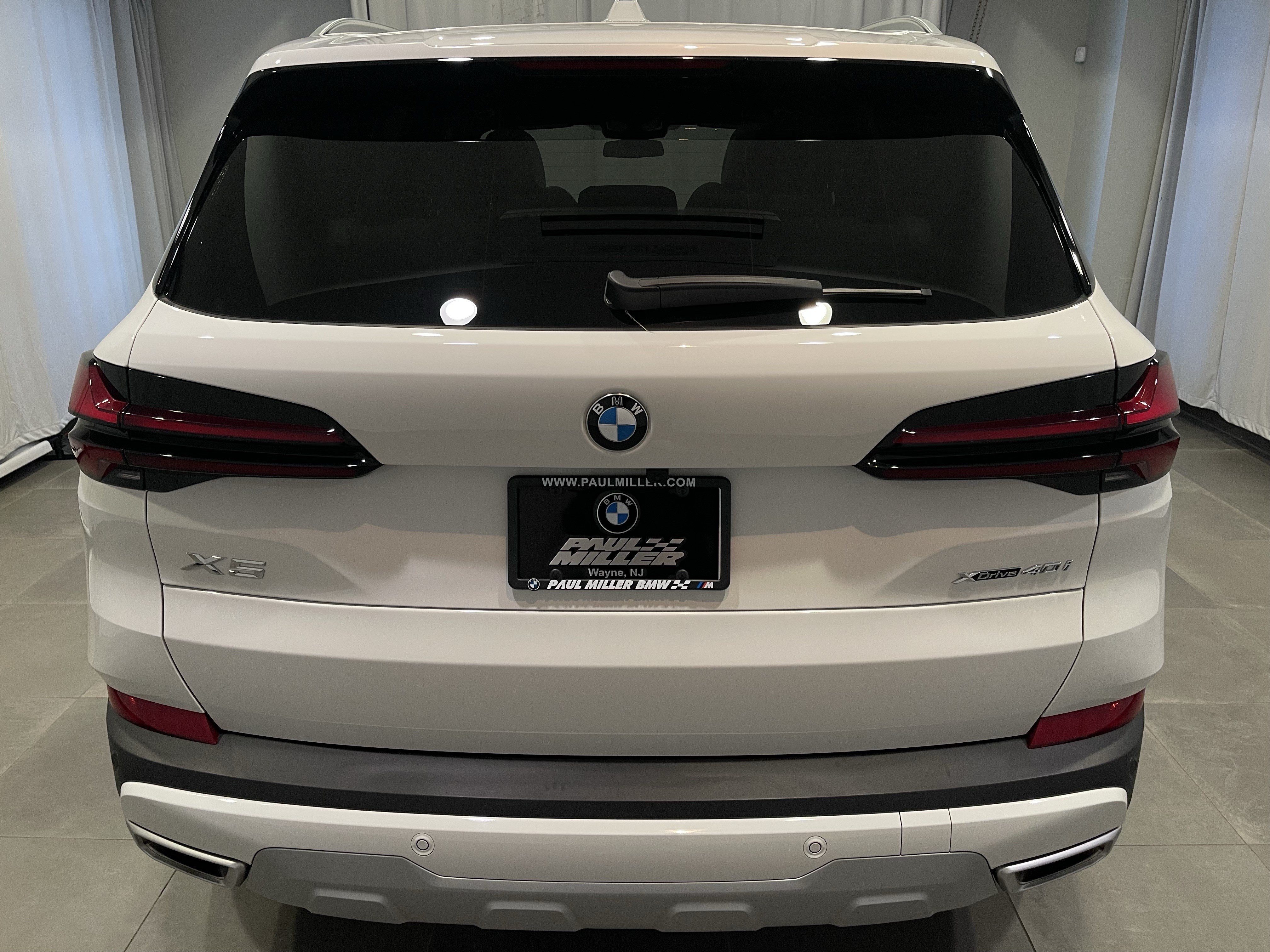 Used 2026 BMW X5 xDrive40i w/ Premium Package AWD/4WD image 5